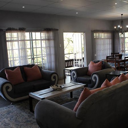 Tucked-Away 1&2 Bedroom Houses Mbombela Exterior photo