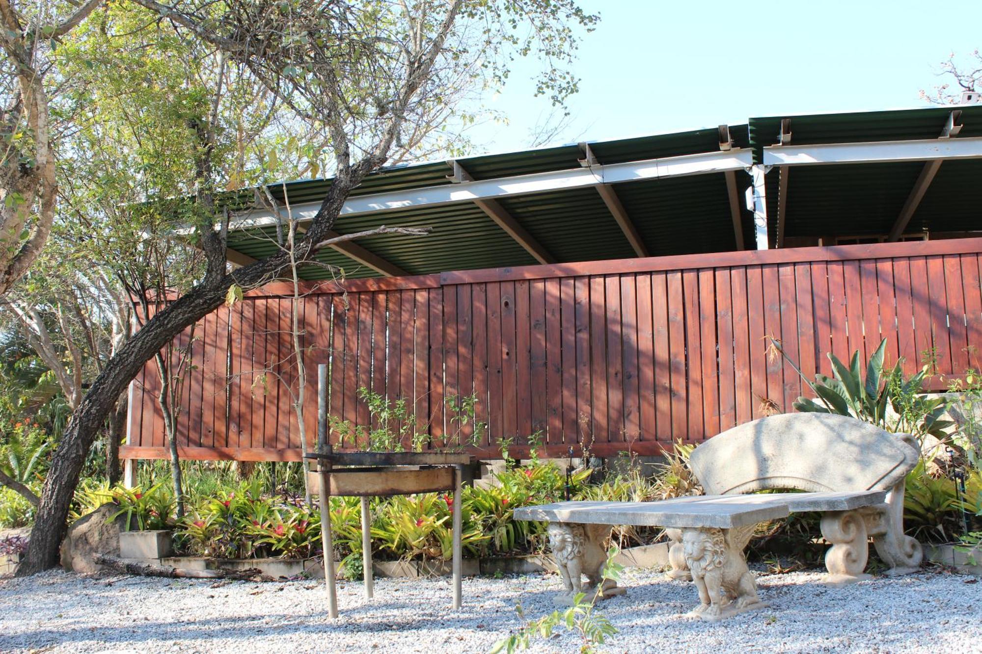 Tucked-Away 1&2 Bedroom Houses Mbombela Exterior photo